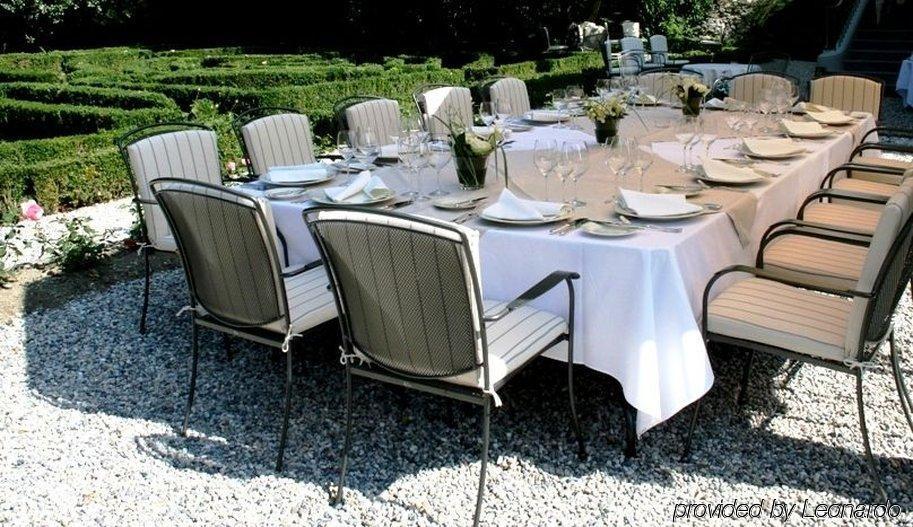 Hostellerie Le Petit Manoir Morges Restoran gambar